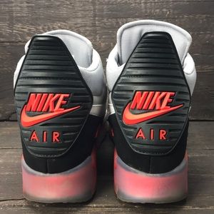 Nike Air Max 90 Sneakerboot Ice “Infrared” 11.5 Nike Air Max 90 Sneakerboot Ice “Infrared” 11.5